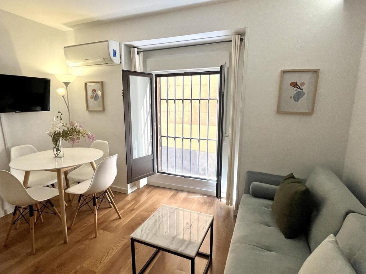 Dplace To Be - Exclusive Apartments In Historic Center Madrid Rom bilde