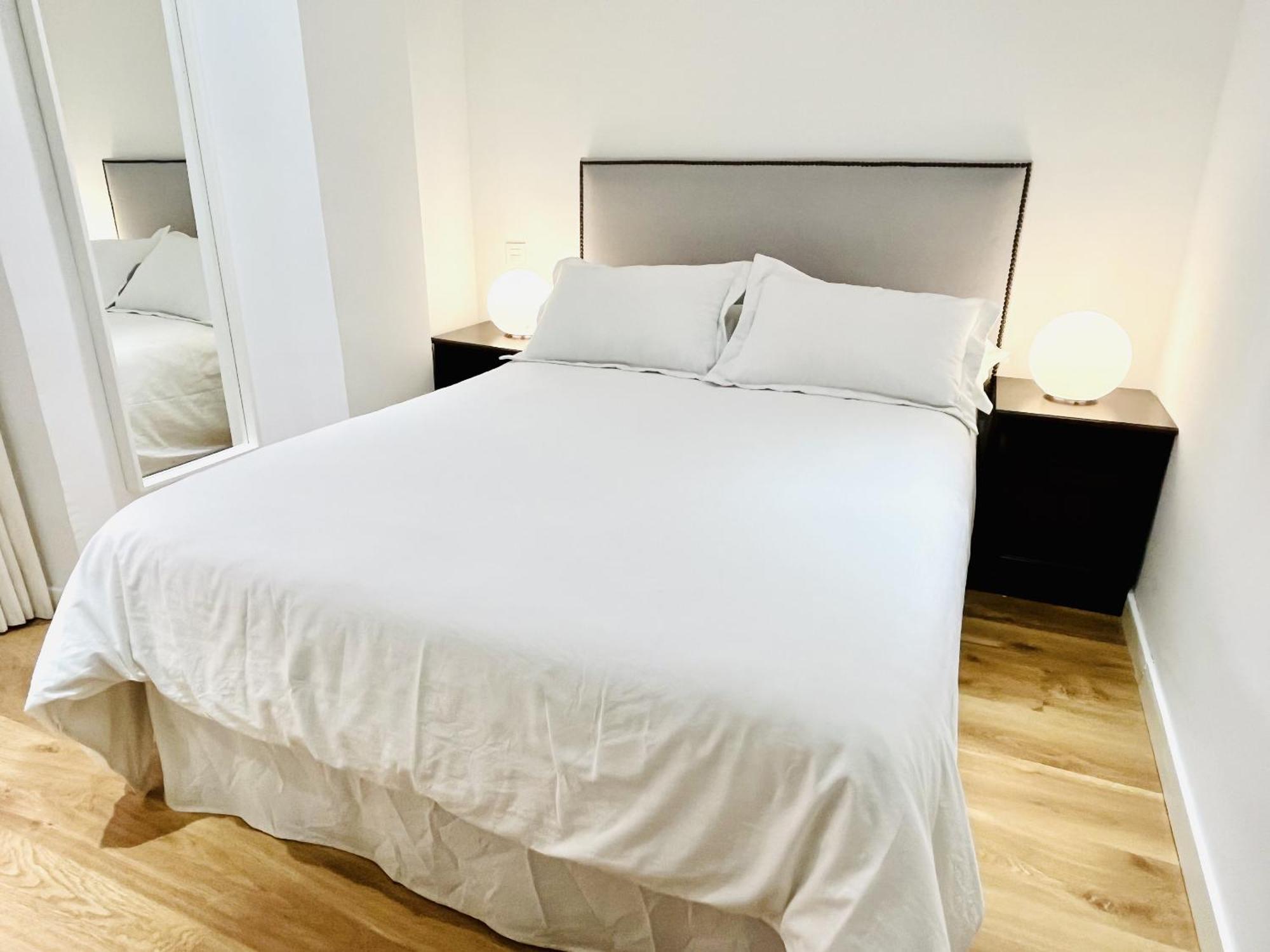 Dplace To Be - Exclusive Apartments In Historic Center Madrid Rom bilde
