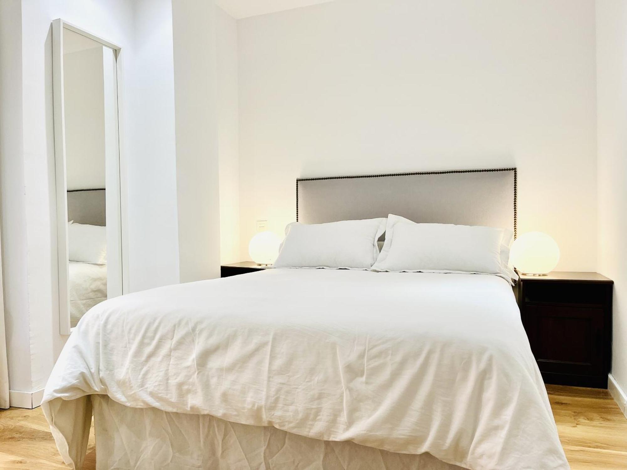 Dplace To Be - Exclusive Apartments In Historic Center Madrid Rom bilde