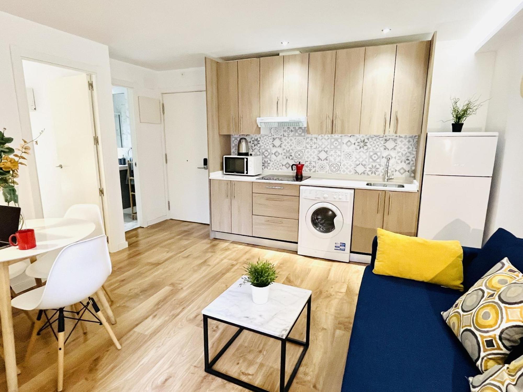 Dplace To Be - Exclusive Apartments In Historic Center Madrid Rom bilde